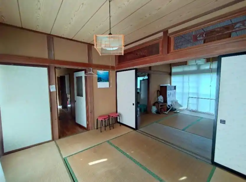 View 2