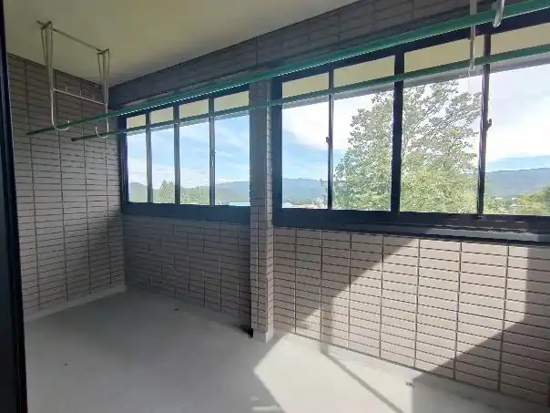 View 16