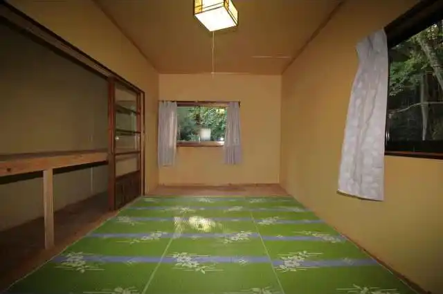 View 3
