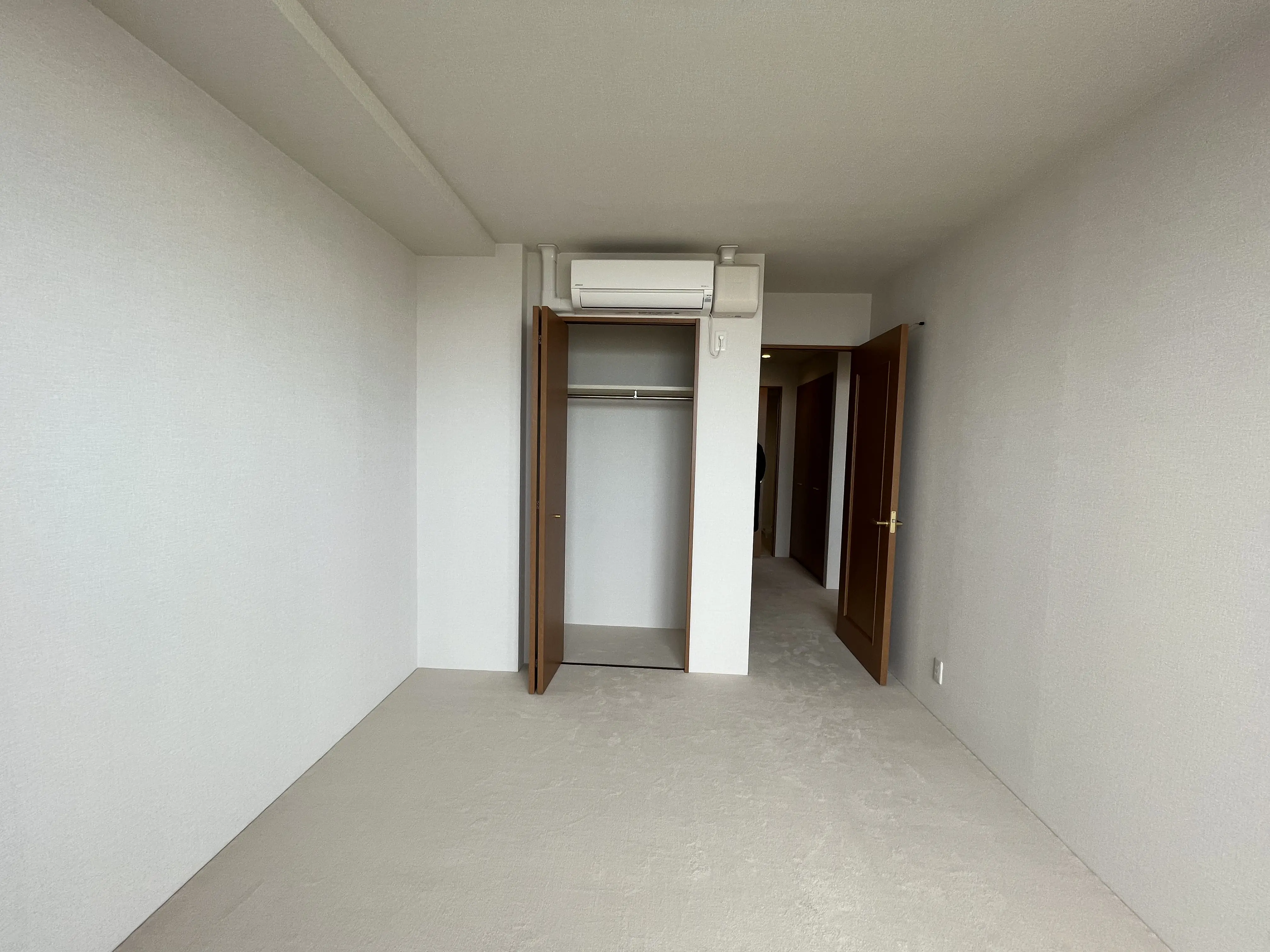 View 16