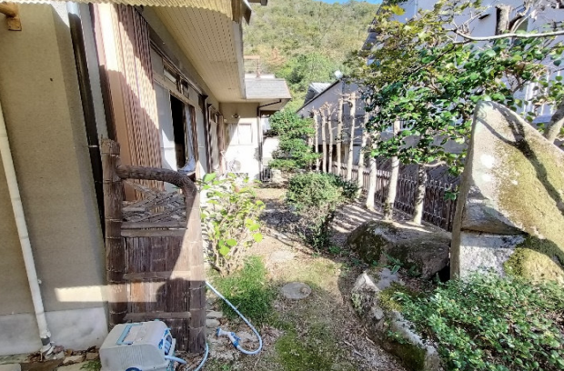 View 2