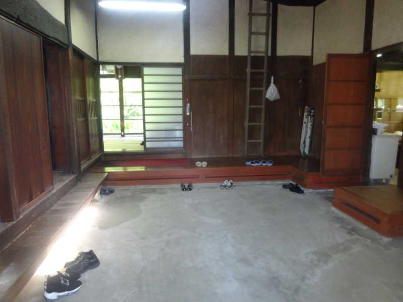 View 3