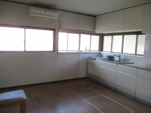 View 10