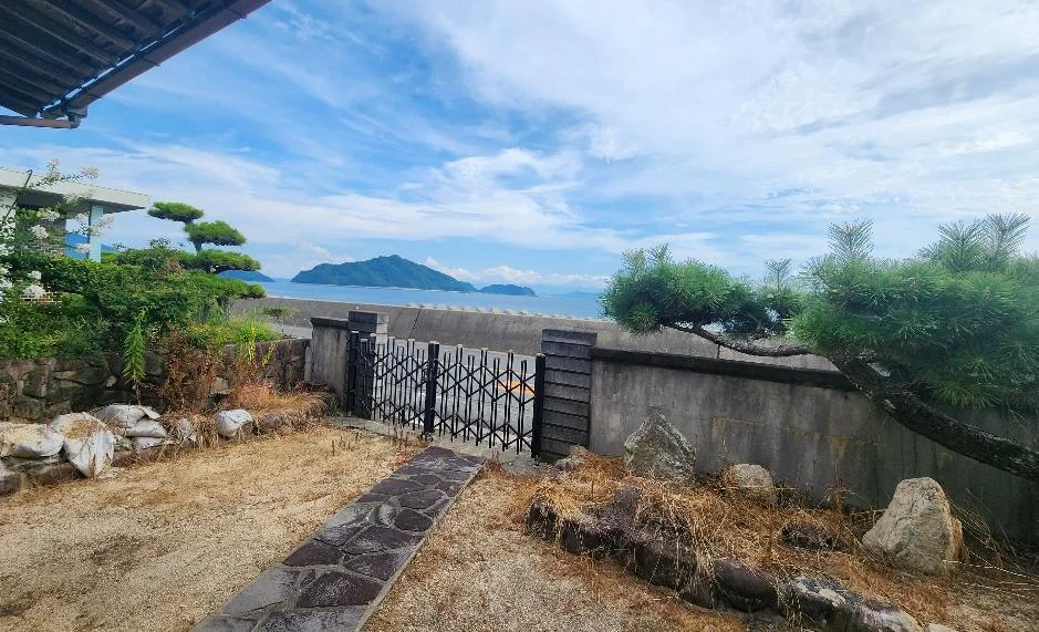 View 2