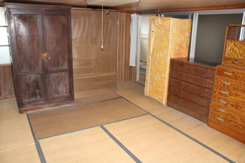 View 3