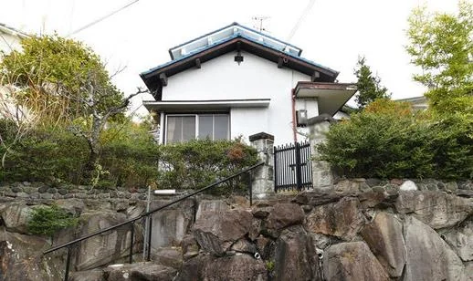 View 3