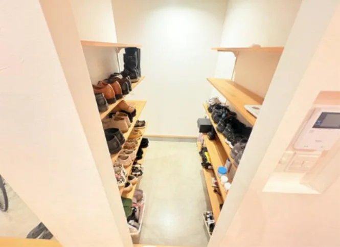 View 8