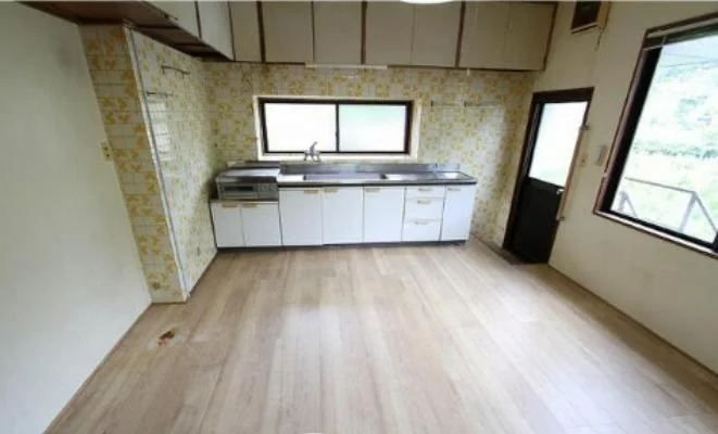 View 8