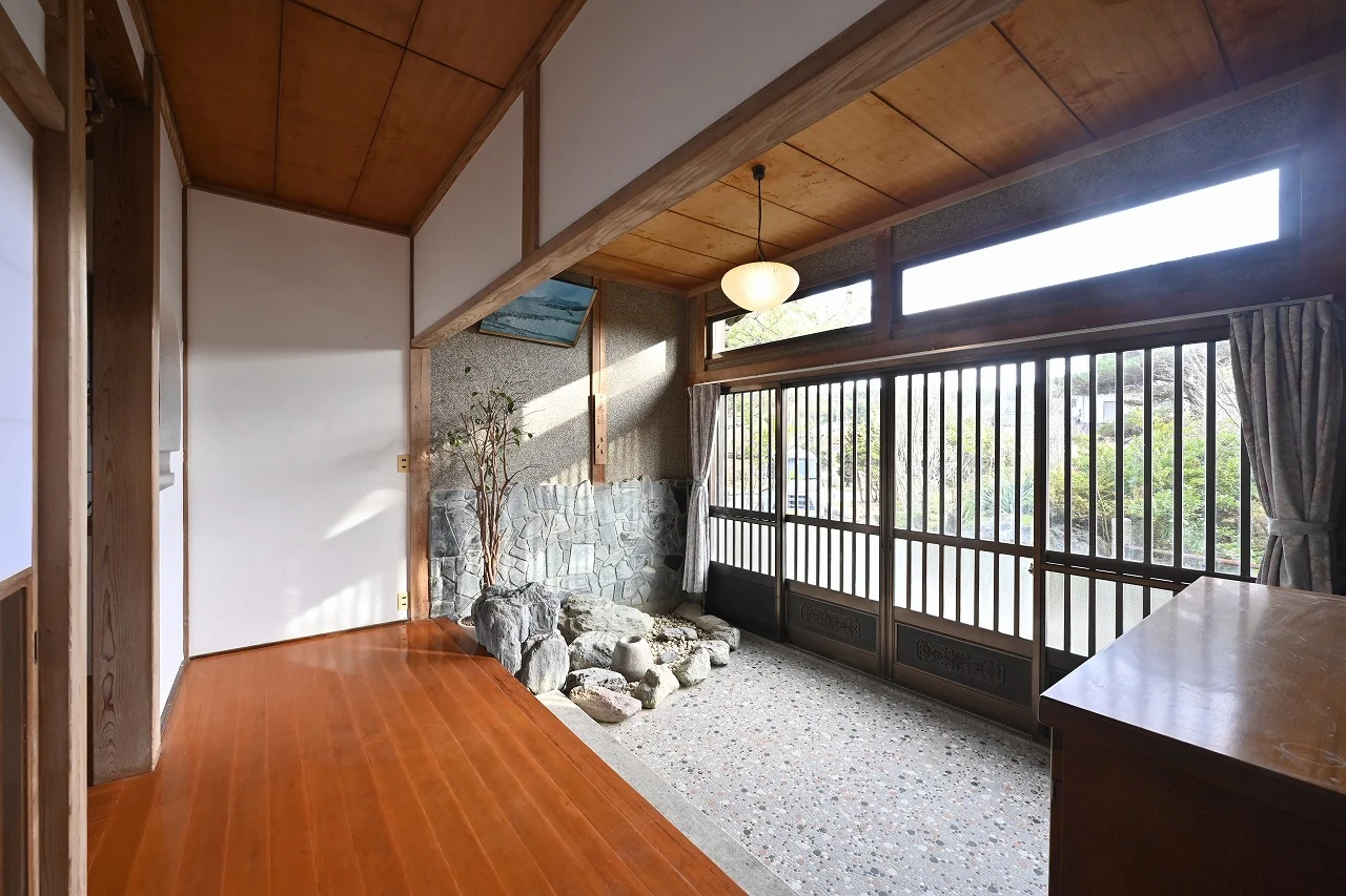 View 8