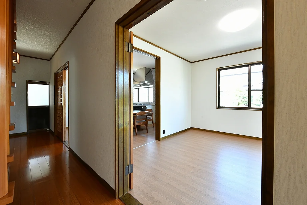 View 8