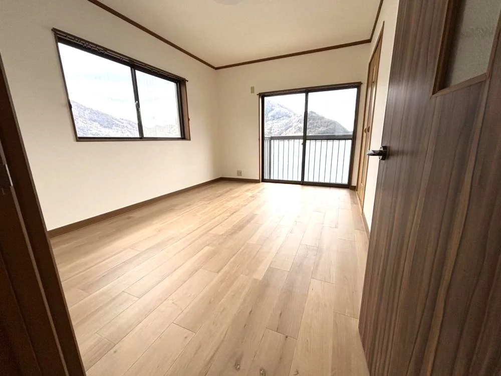 View 25