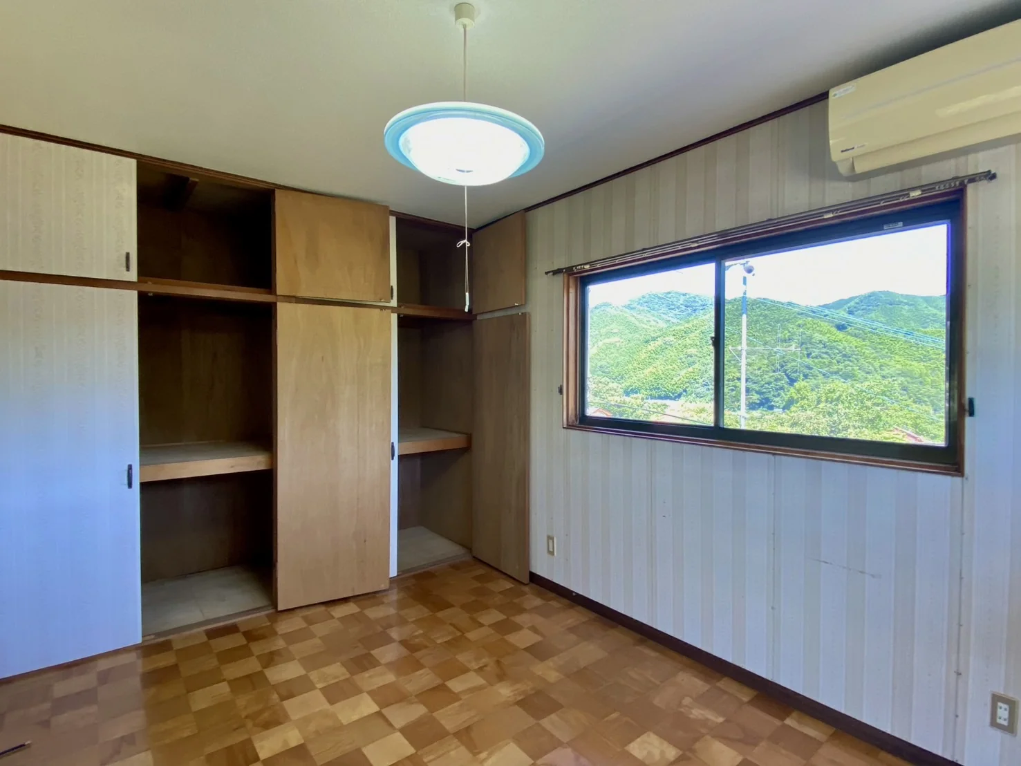 View 18