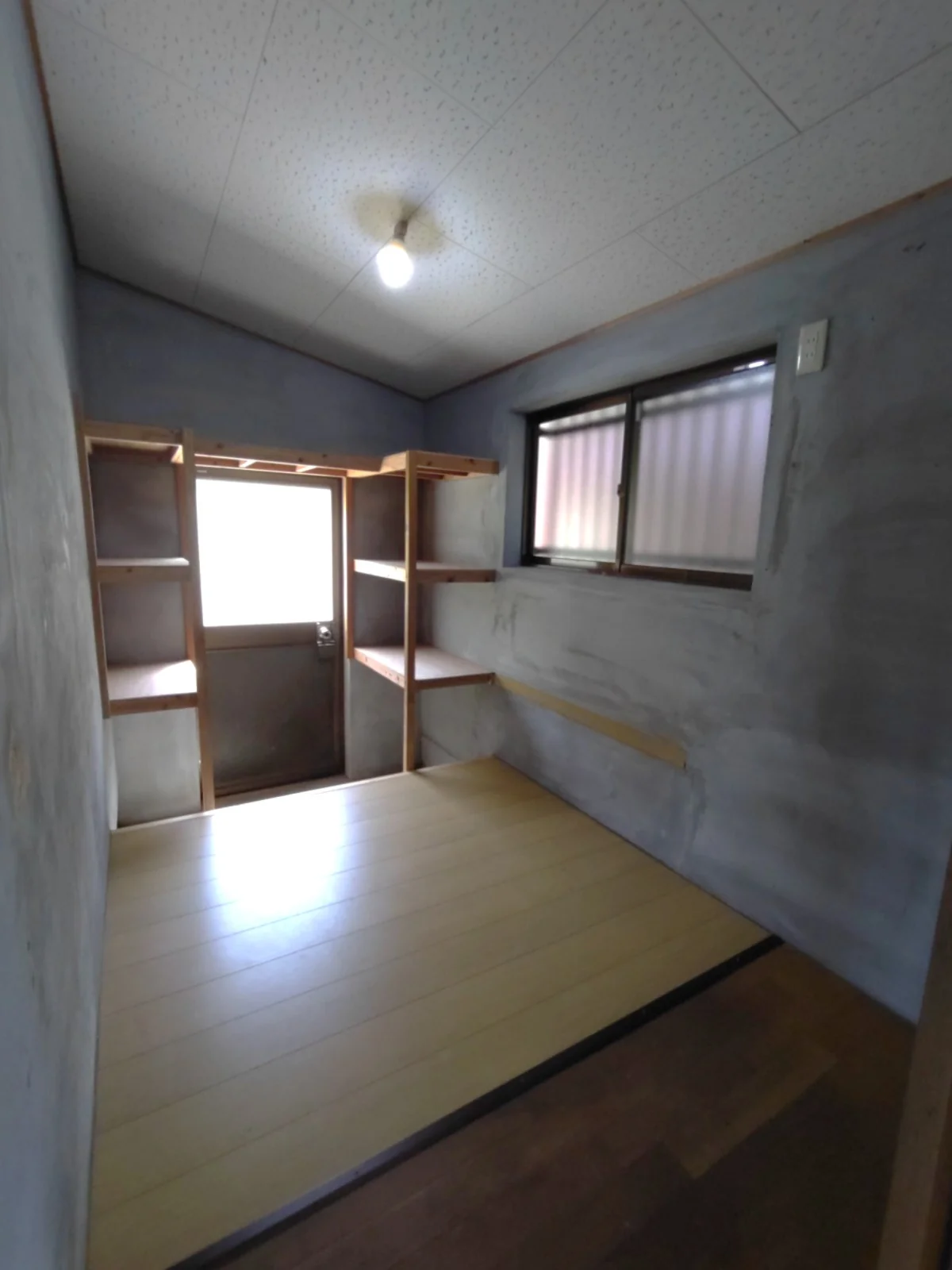 View 16