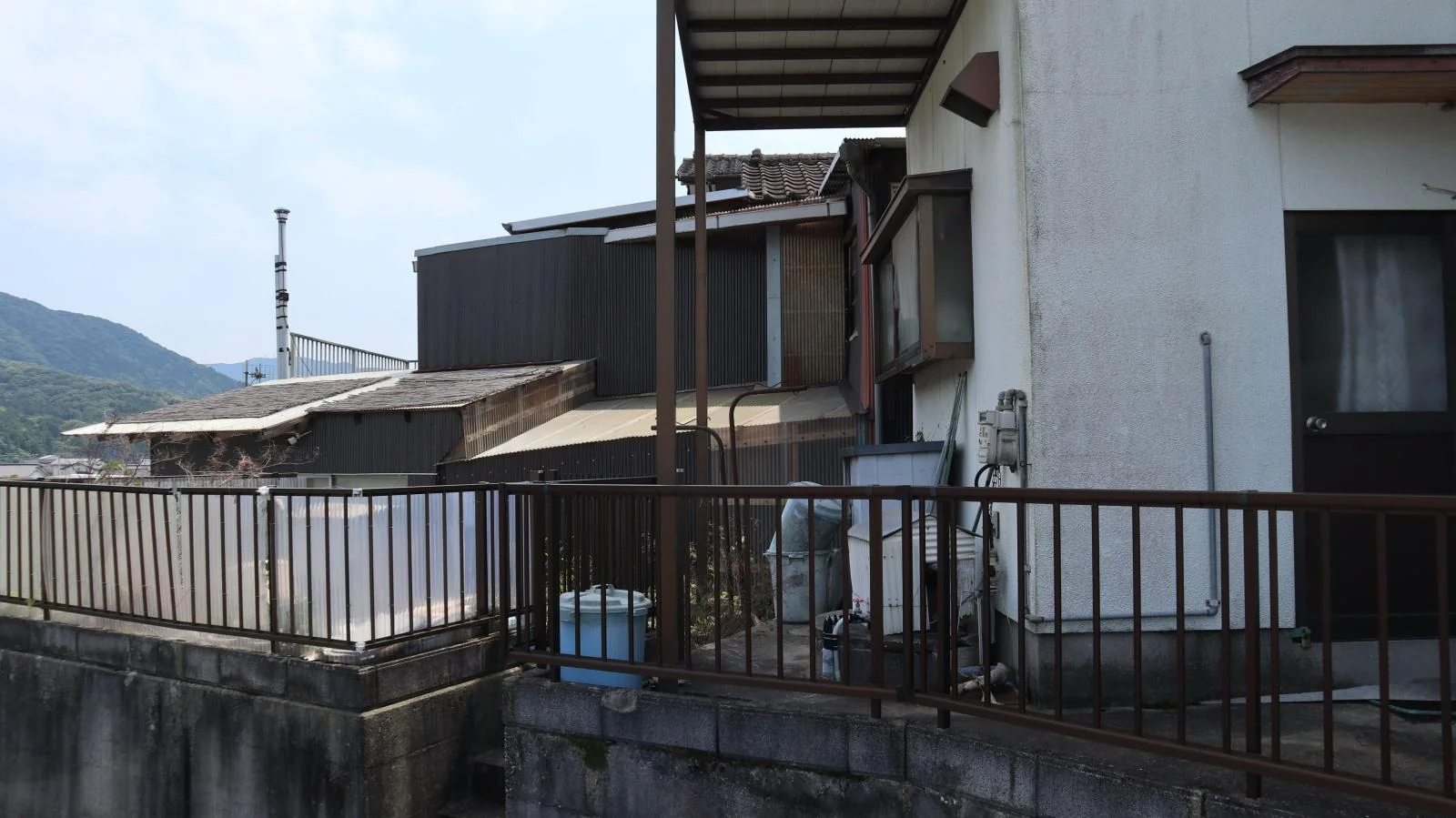 View 3