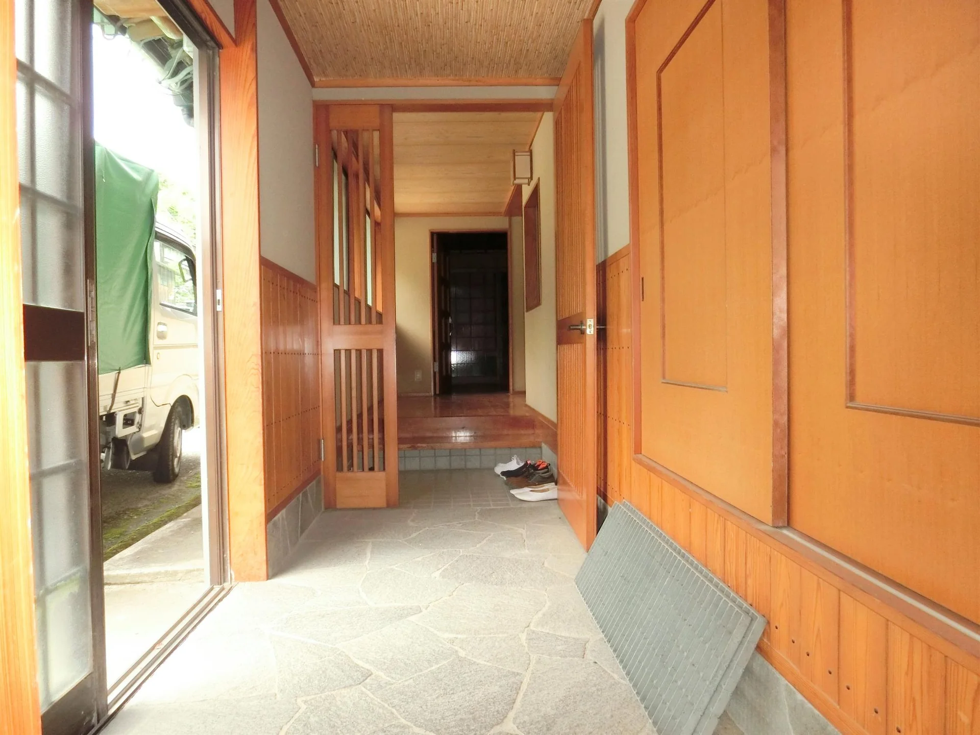 View 2