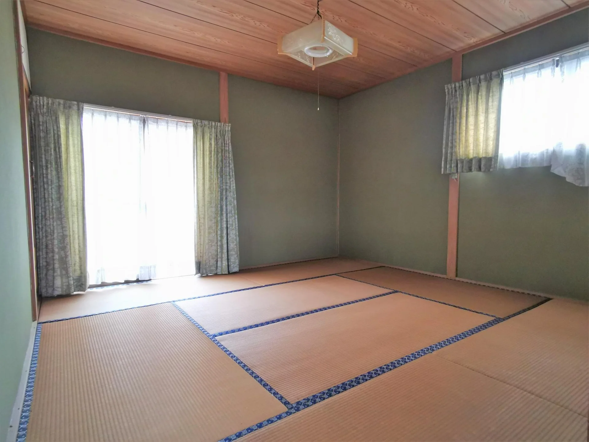 View 28