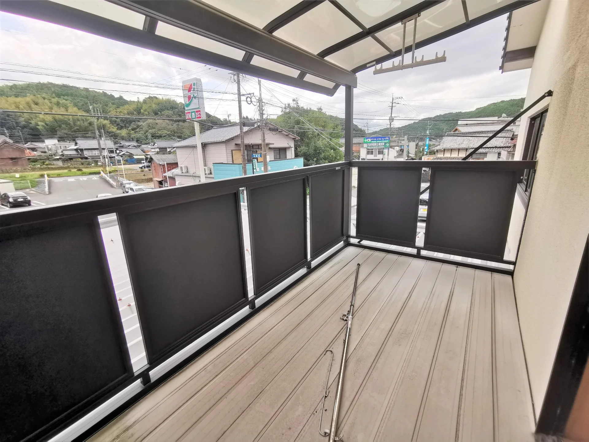 View 30