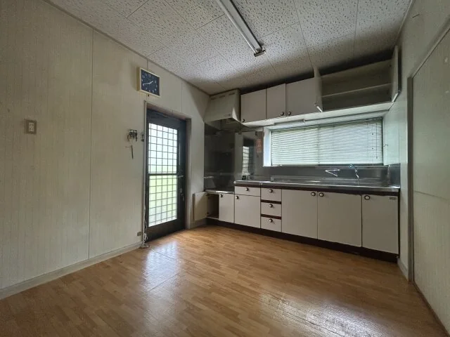View 12