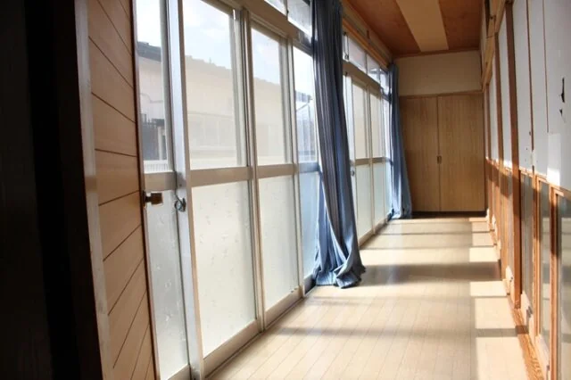 View 16