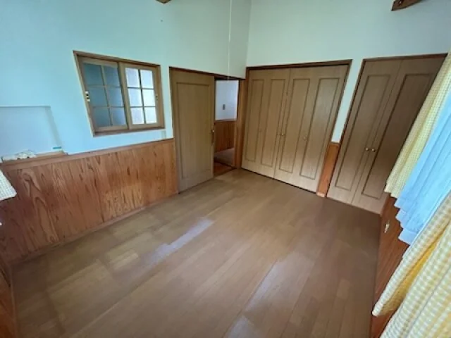View 77