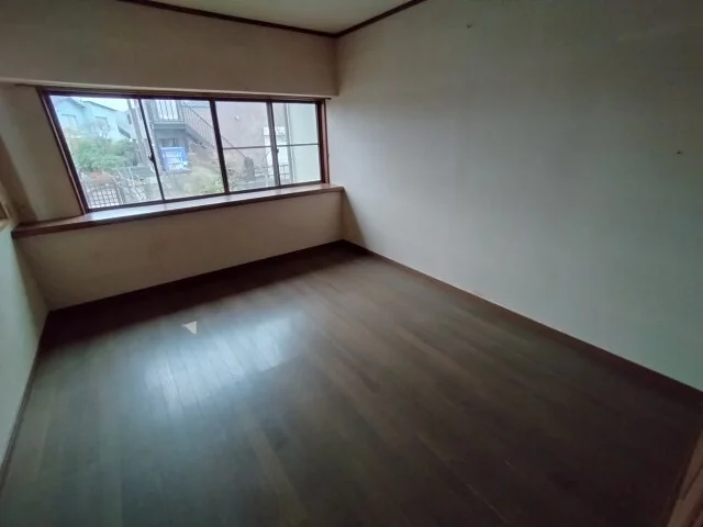 View 8