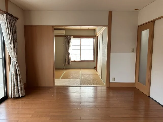 View 12