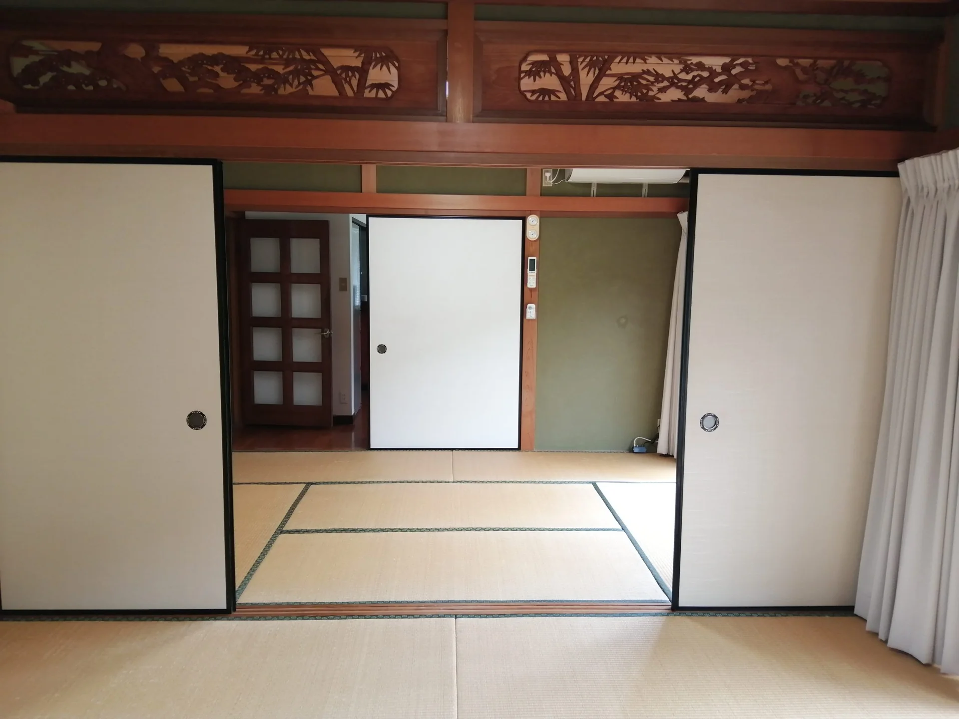 View 3