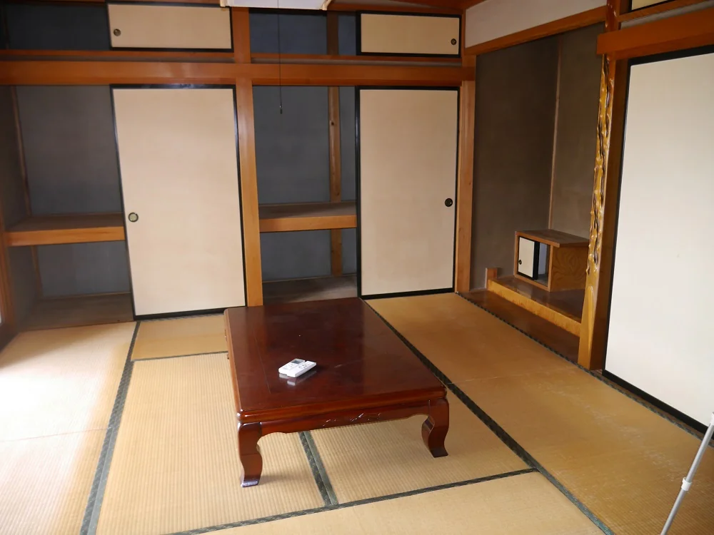 View 16