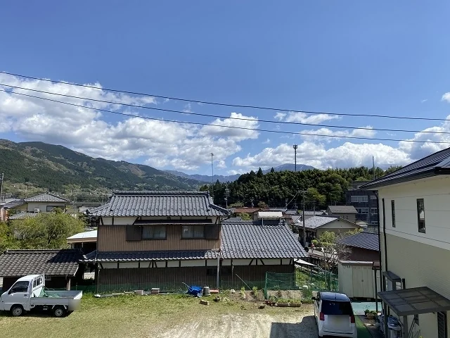 View 2