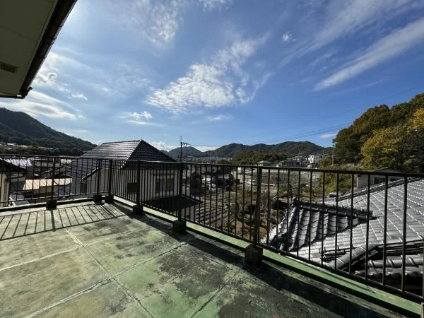 View 24