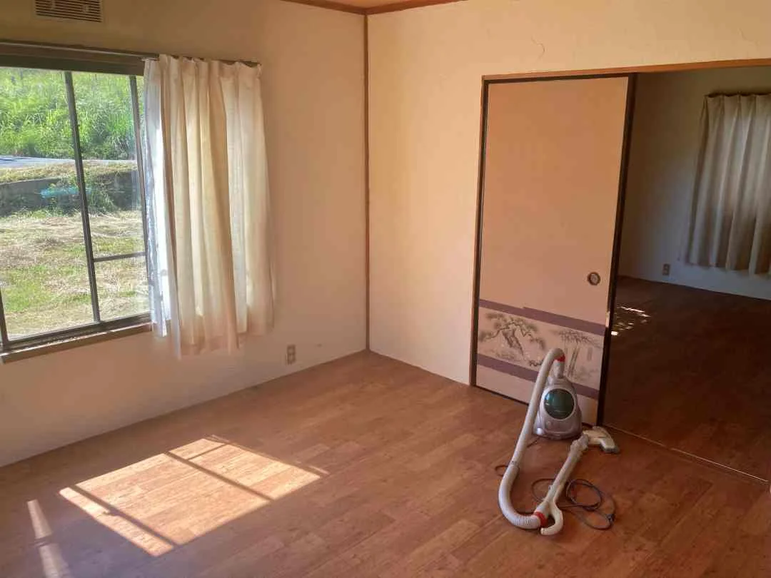View 12