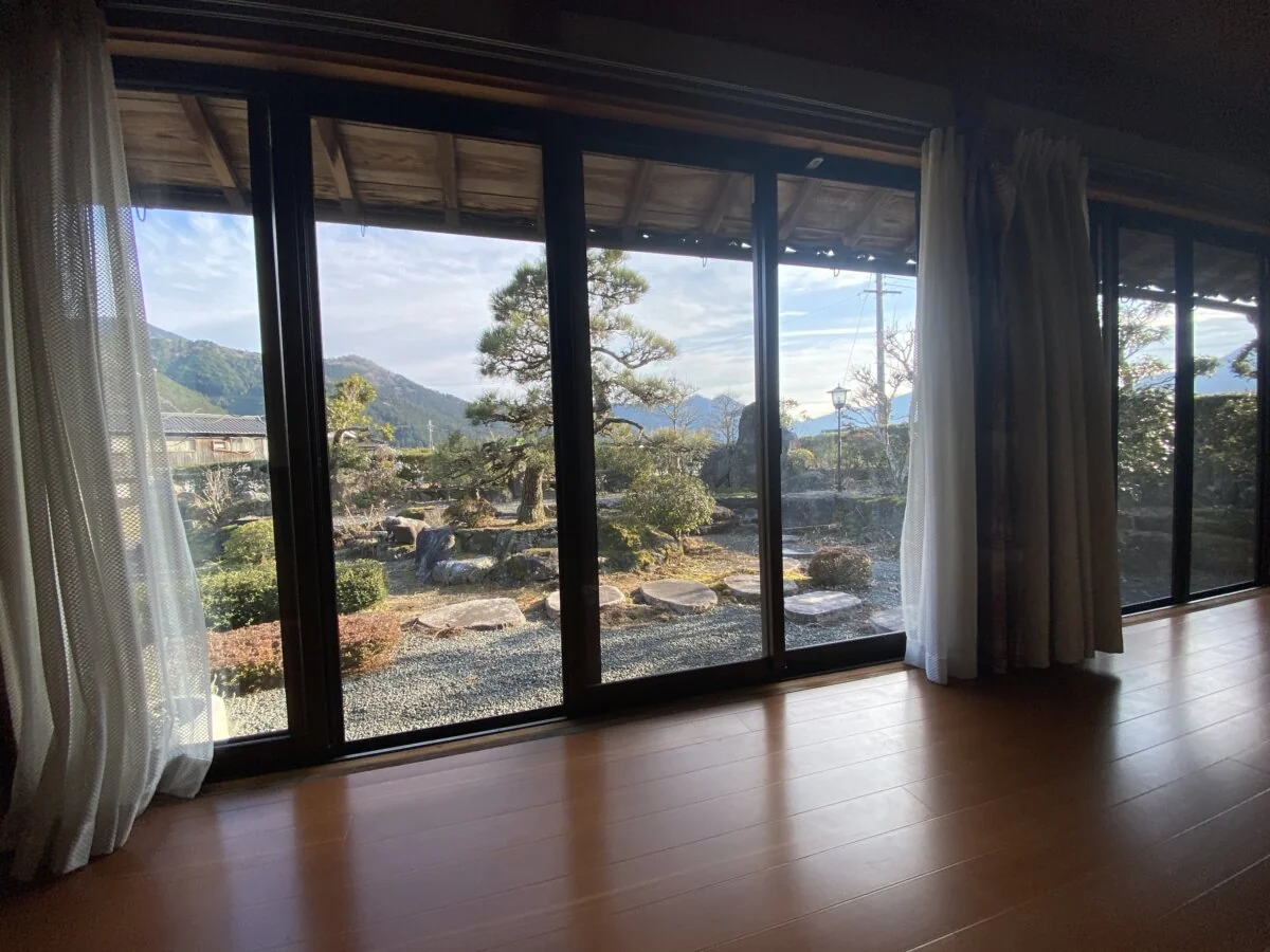 View 10