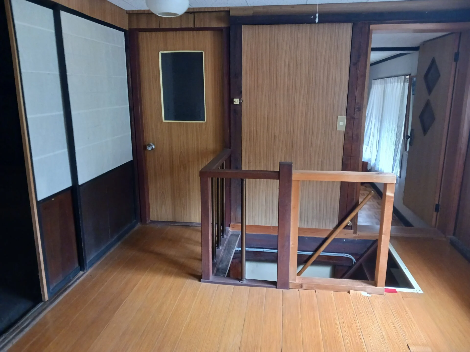 View 16