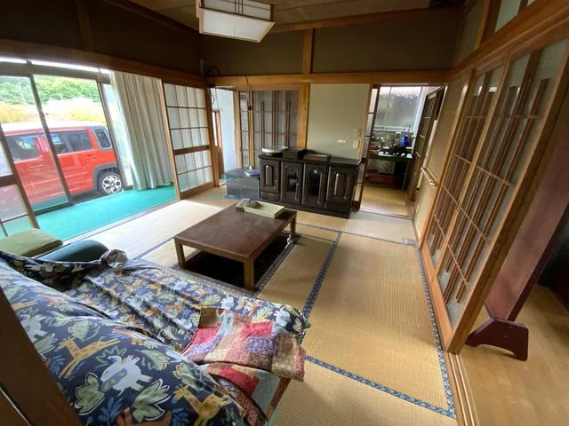 View 3