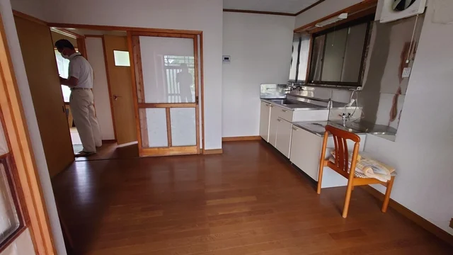 View 8