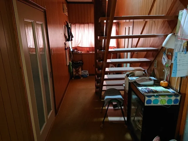 View 12