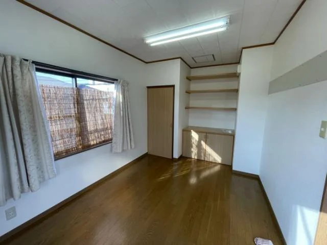 View 8