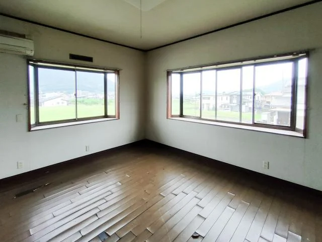 View 12