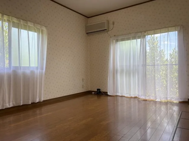 View 3