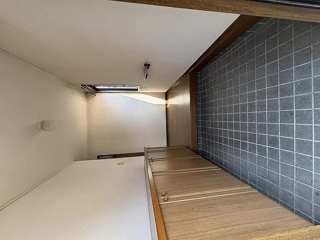 View 23