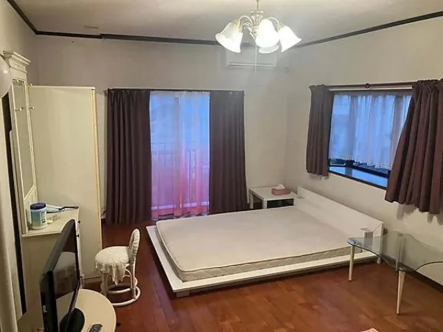 View 3