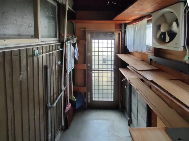 View 16