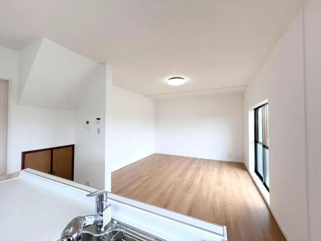 View 10