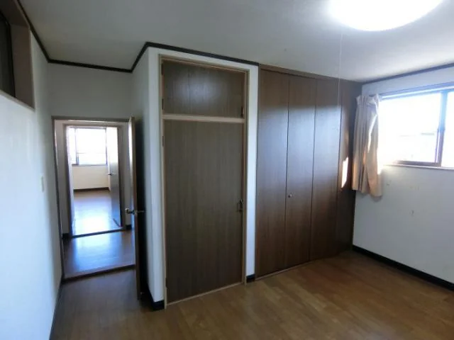 View 16