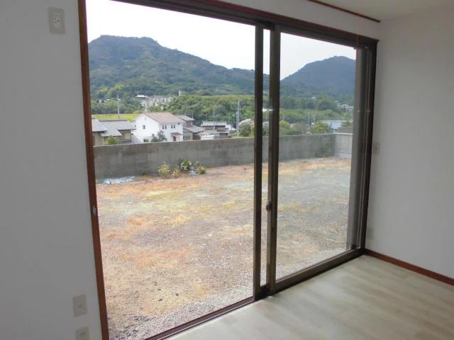 View 12