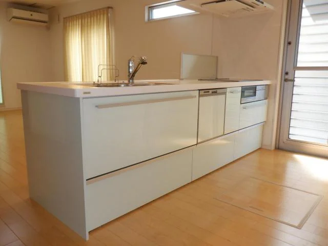 View 10