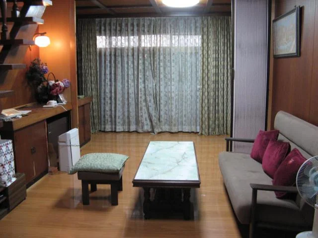 View 16