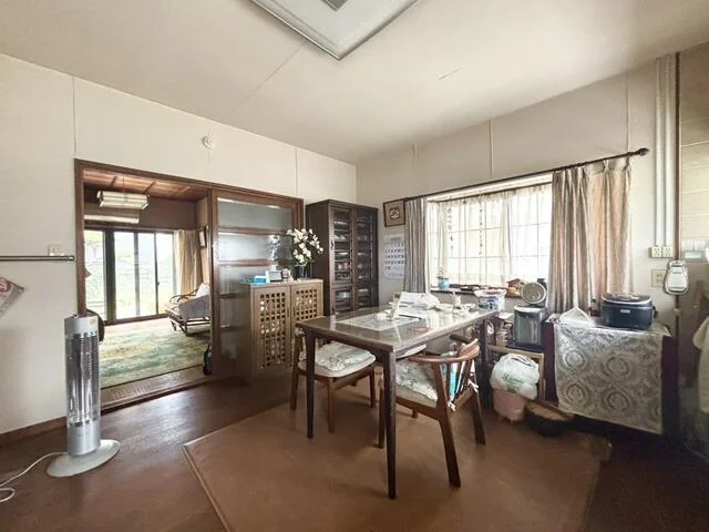 View 16