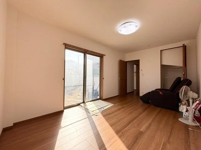 View 12