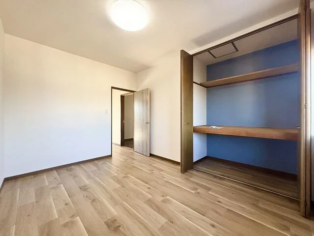 View 16